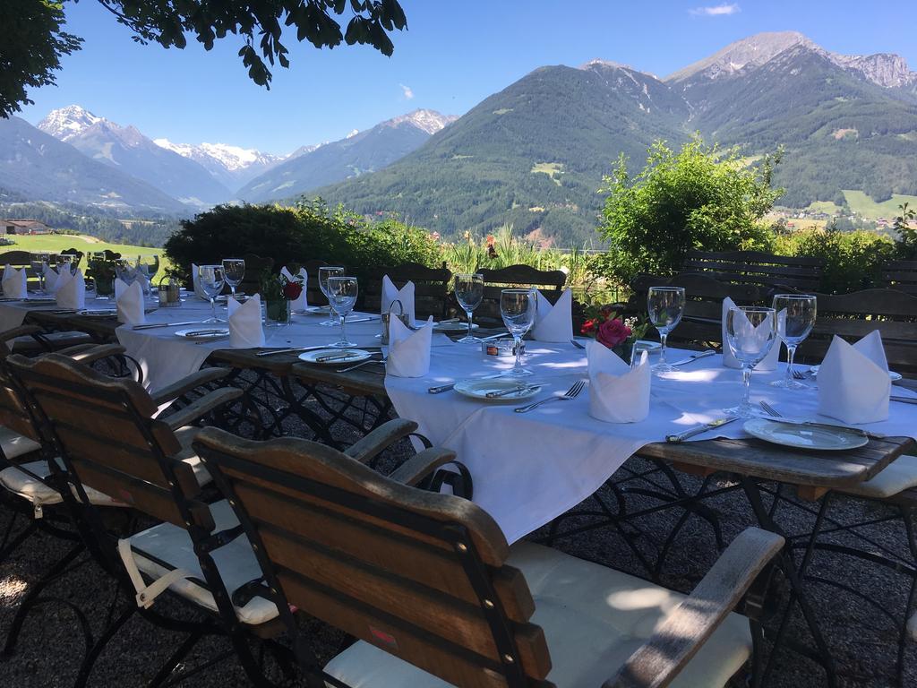 Restaurant Gruenwalderhof 3*